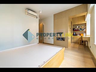 Mid Levels Central - Excelsior Court 04