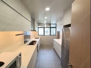 Mid Levels Central - Clovelly Court Block 1 02