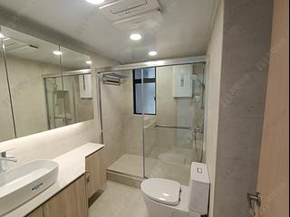 Mid Levels Central - Clovelly Court Block 1 07