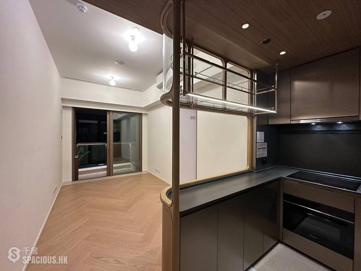 Wong Chuk Hang - The Southside Phase 5A Deep Water Pavilia 01