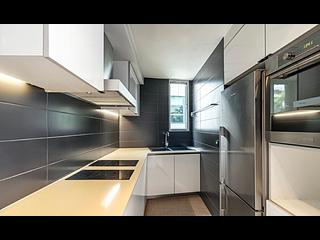 Pok Fu Lam - Bisney Terrace 06