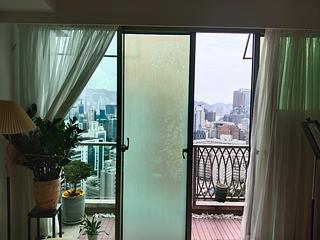 油麻地 - 君頤峰8座 04