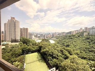 Happy Valley - Broadwood Park 02