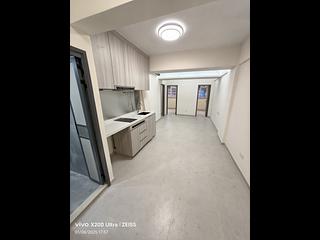 Kennedy Town - Tung Hing Mansion 02