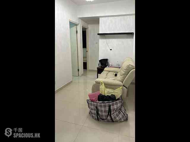 Sai Ying Pun - Wai Tak Building 04