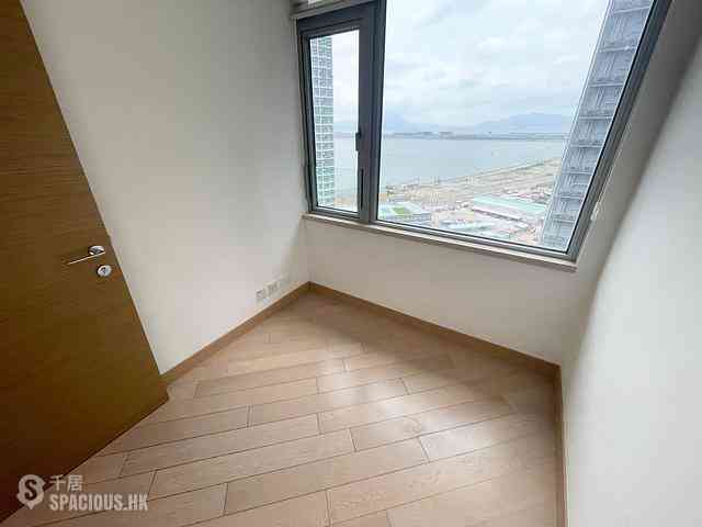 Tung Chung - Century Link Phase 1 Tower 6A 07