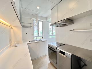 Mid Levels Central - Wing Hong Mansion 12