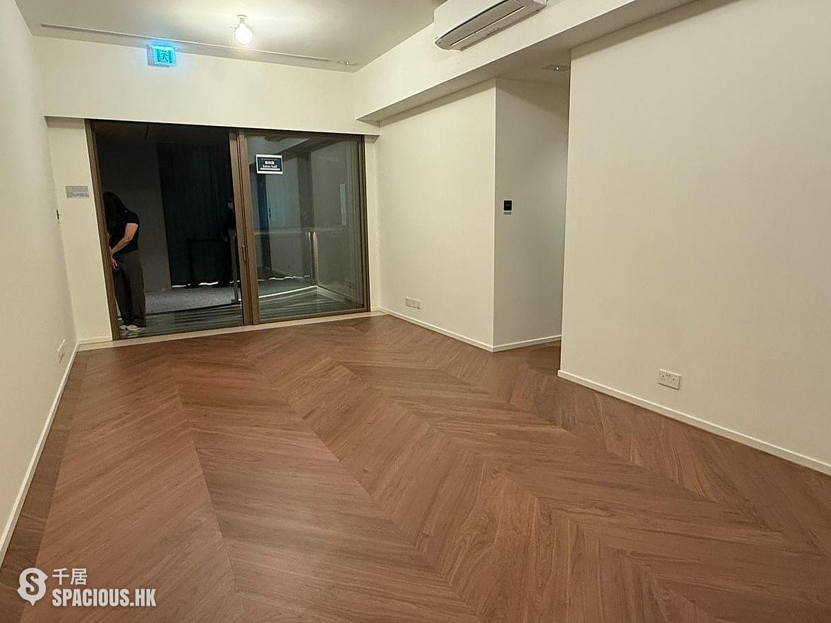 Wong Chuk Hang - The Southside Phase 5B Deep Water Pavilia II 01
