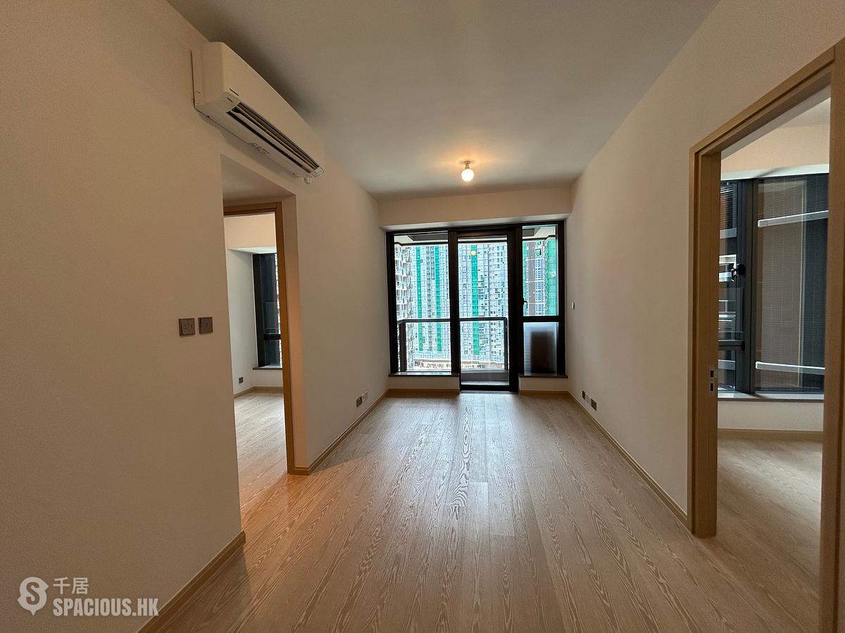 Wong Chuk Hang - The Southside Phase 4A La Montagne I Tower 2B 01