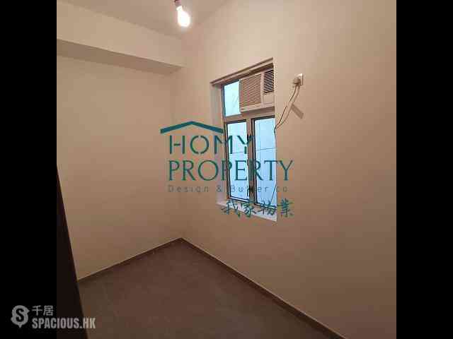 Sai Ying Pun - 201, Des Voeux Road West 04