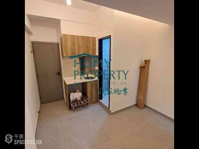 Sai Ying Pun - 201, Des Voeux Road West 03