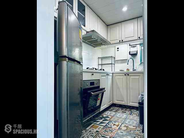 Kennedy Town - Millennium Court 06