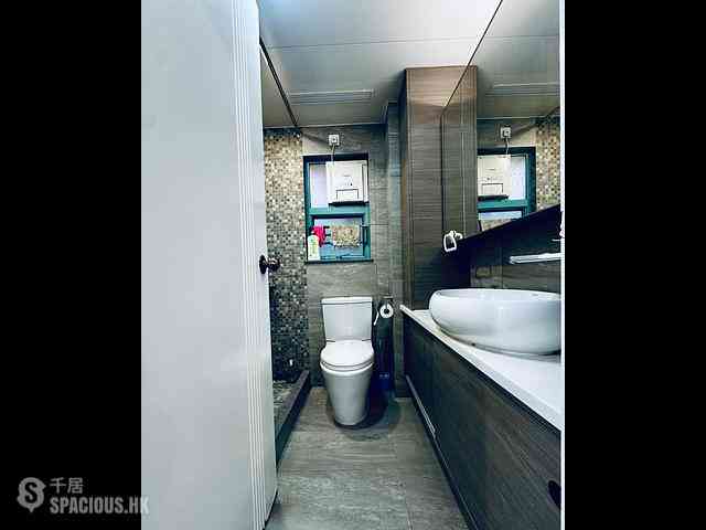 Kennedy Town - Millennium Court 08