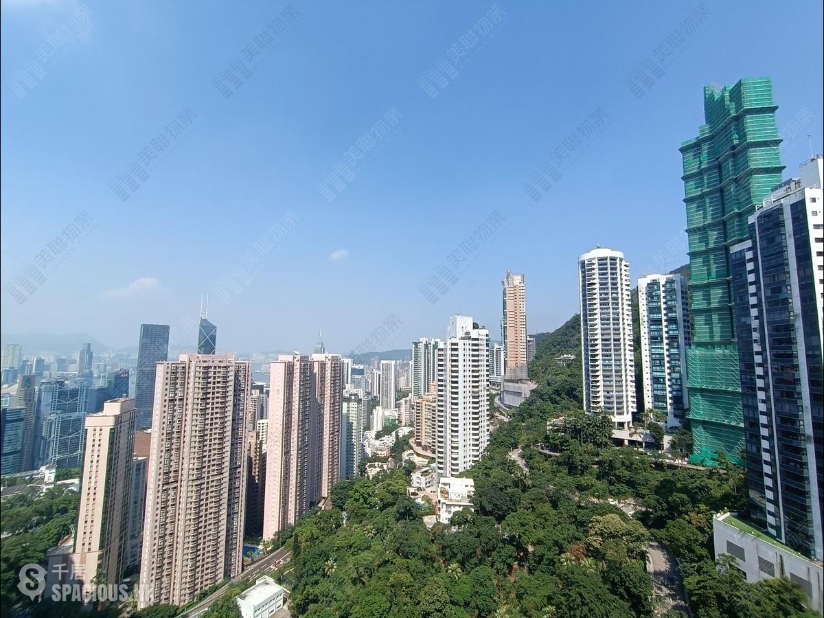 Mid Levels Central - Clovelly Court Block 1 01