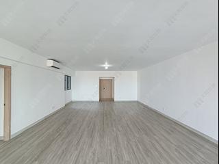 Mid Levels Central - Clovelly Court Block 1 05