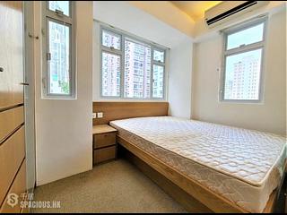 Sheung Wan - Lee Wah Mansion 02