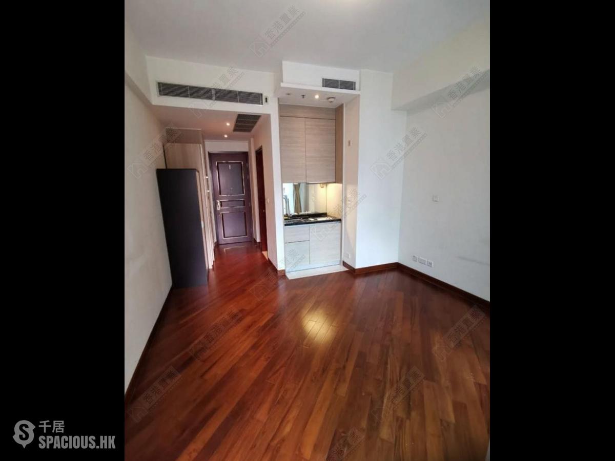 Wan Chai - The Avenue Phase 2 Block 2 01