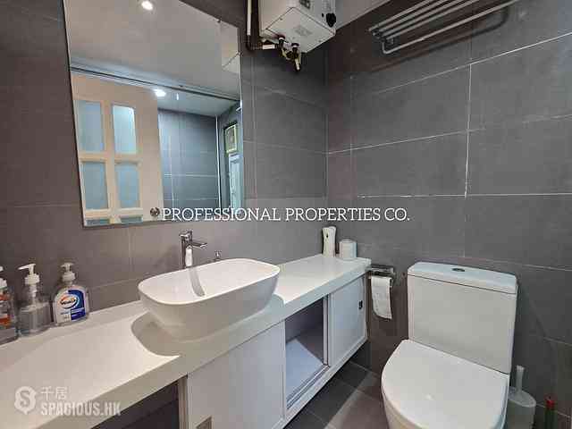 Central - 37, Peel Street 02