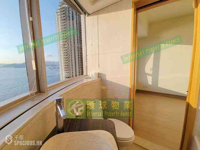 Kennedy Town - Cadogan 05