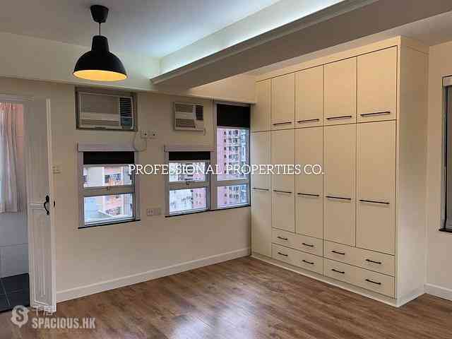 Tai Hang - Rich Building 05