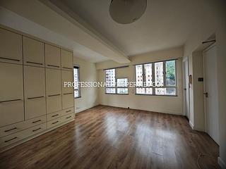 Tai Hang - Rich Building 09