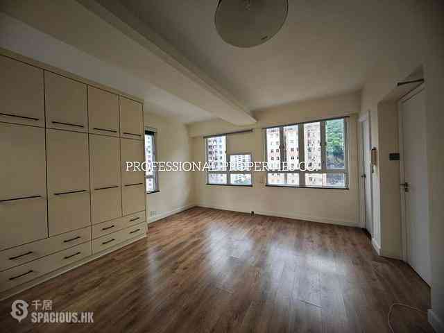 Tai Hang - Rich Building 09
