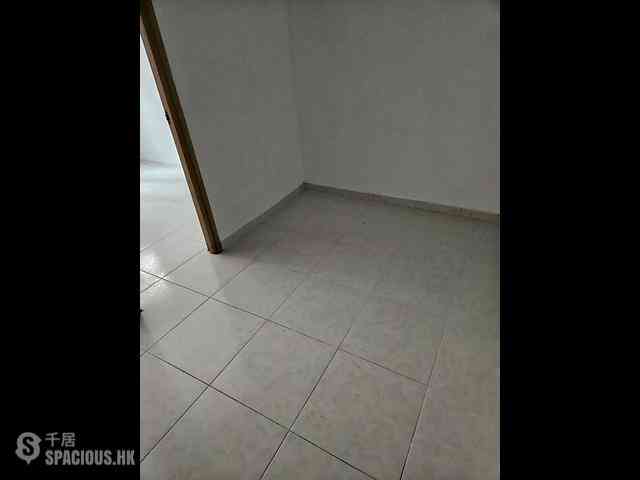 Shau Kei Wan - Metro Mansion 07