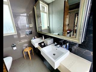 Tai Kok Tsui - Shining Heights 16
