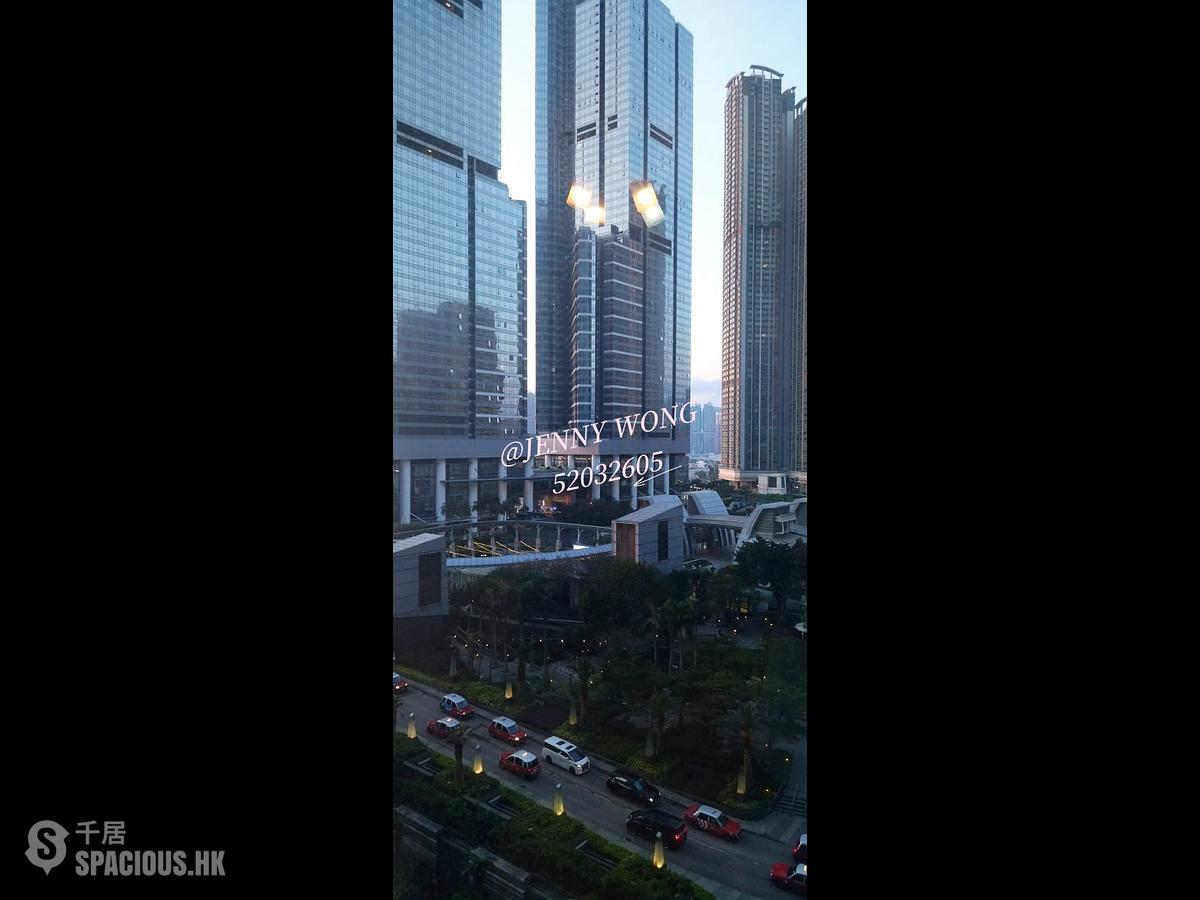 West Kowloon - The Harbourside 01