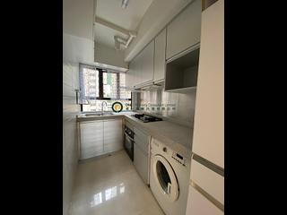 Mid Levels Central - Robinson Heights 03