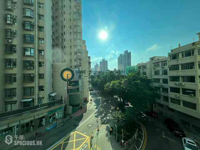 Sai Ying Pun - Centre Place 09