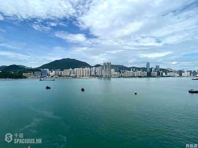 Yau Tong - The Coast Line 01