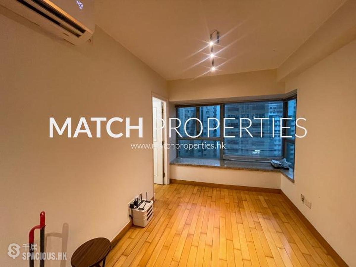 Sheung Wan - Queen's Terrace 01