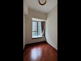 Wan Chai - The Avenue Phase 1 02