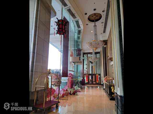Mid Levels Central - Regence Royale Tower 1 01