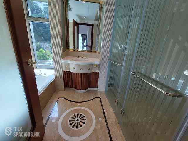 Mid Levels Central - Regence Royale Tower 1 13