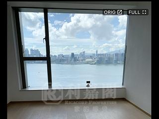 Fortress Hill - Harbour Glory Block 8 04