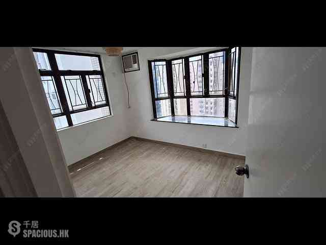Soho - Corona Tower 01