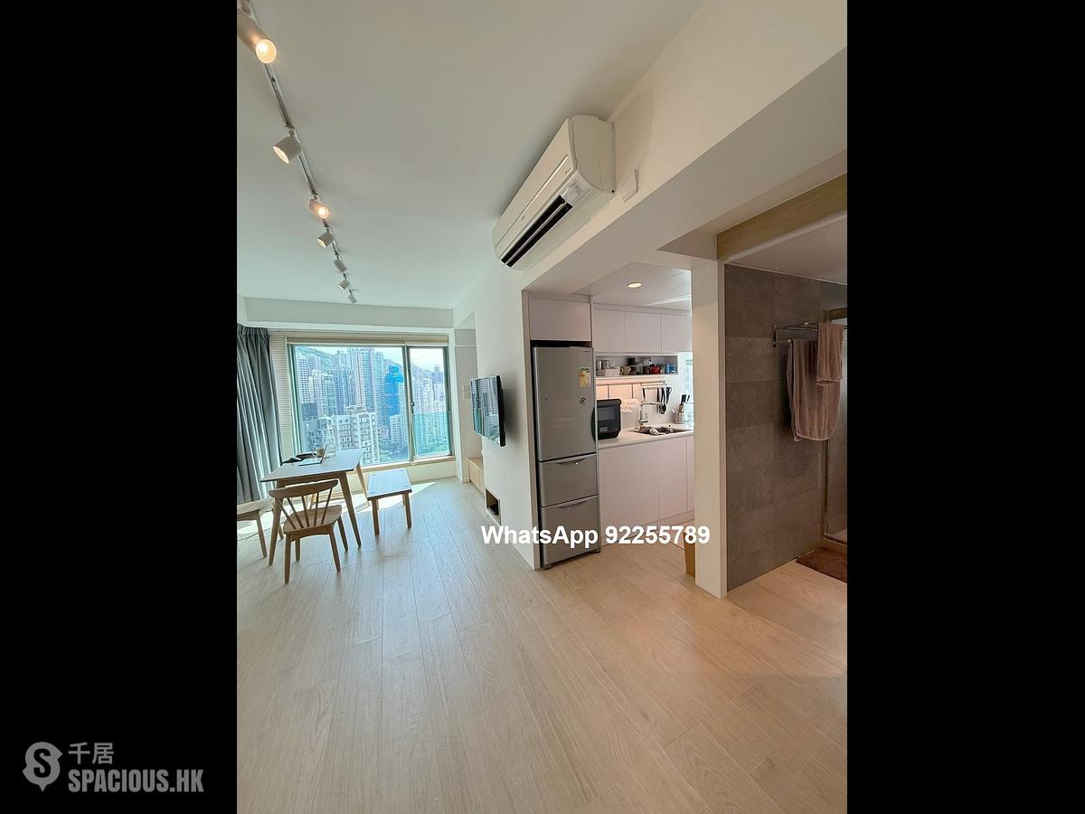 Sheung Wan - Queen's Terrace 01