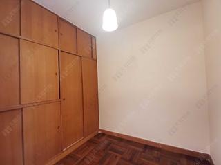 Wan Chai - Hip Sang Building 05