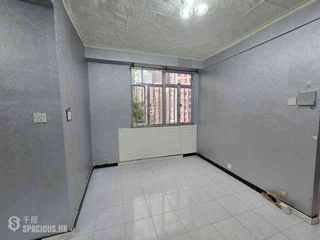 Kennedy Town - Pearl Court 01