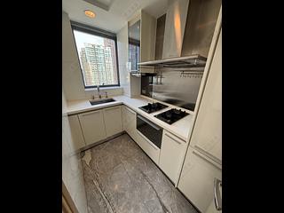 West Kowloon - The Cullinan (Tower 21 Zone 2 Luna Sky) 02