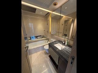 West Kowloon - The Cullinan (Tower 21 Zone 2 Luna Sky) 06