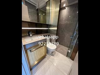 Sai Ying Pun - King's Hill 08