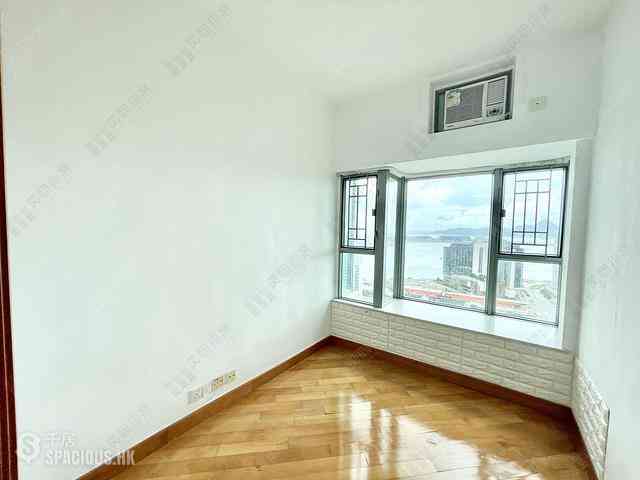 Tung Chung - Coastal Skyline Phase 1 Block 2 05
