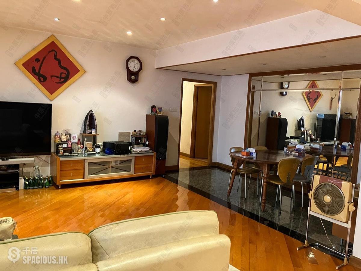 Mid Levels Central - Ivory Court 01