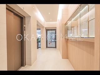 Mid Levels Central - Pak Fai Mansion 13