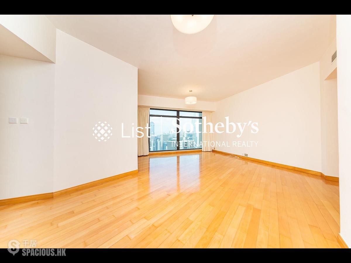 Mid Levels Central - Fairlane Tower 01