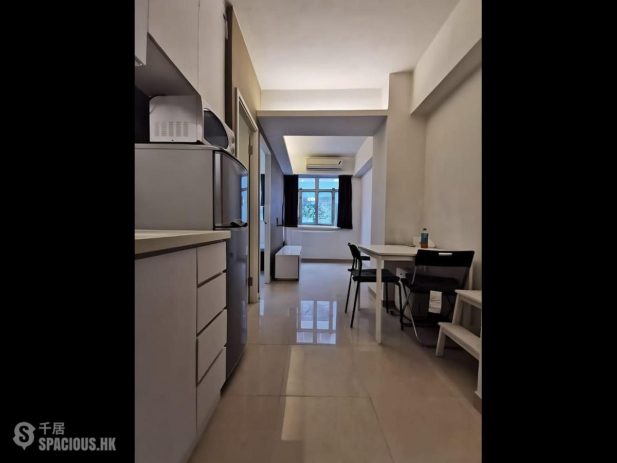 Wan Chai - Pak Ling Building 01