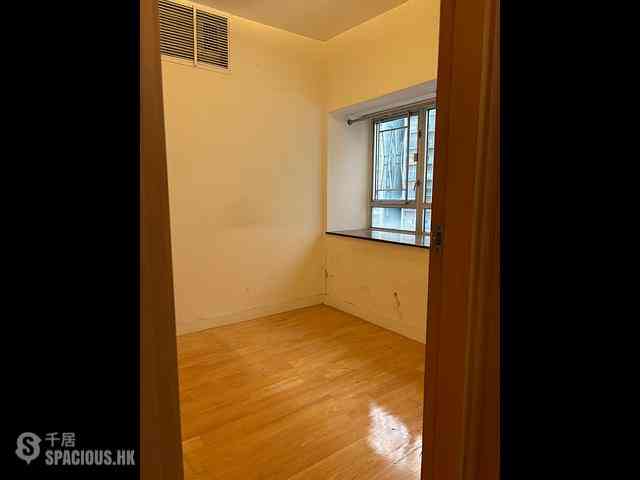 Ap Lei Chau - South Horizons Phase 3 Mei Wah Court (Block 22) 09